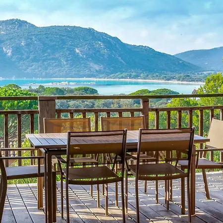 Les Hameaux De Santa Giulia Resort