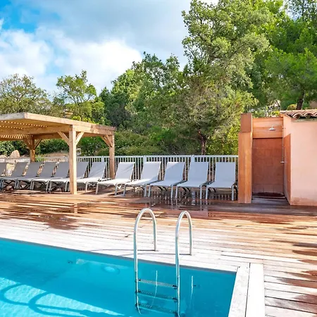 Les Hameaux De Santa Giulia Resort 3*