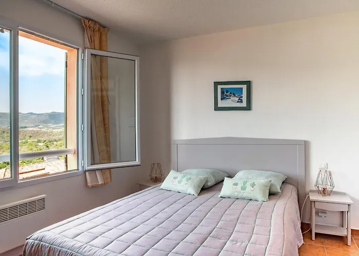 Les Hameaux De Santa Giulia ポルトヴェッキオ