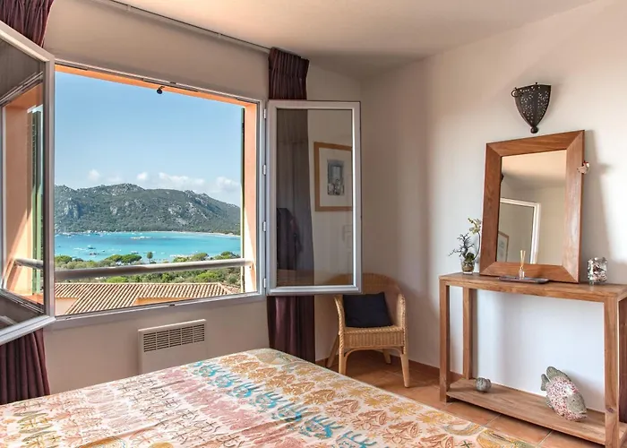 Resort Les Hameaux De Santa Giulia Porto-Vecchio (Corsica)